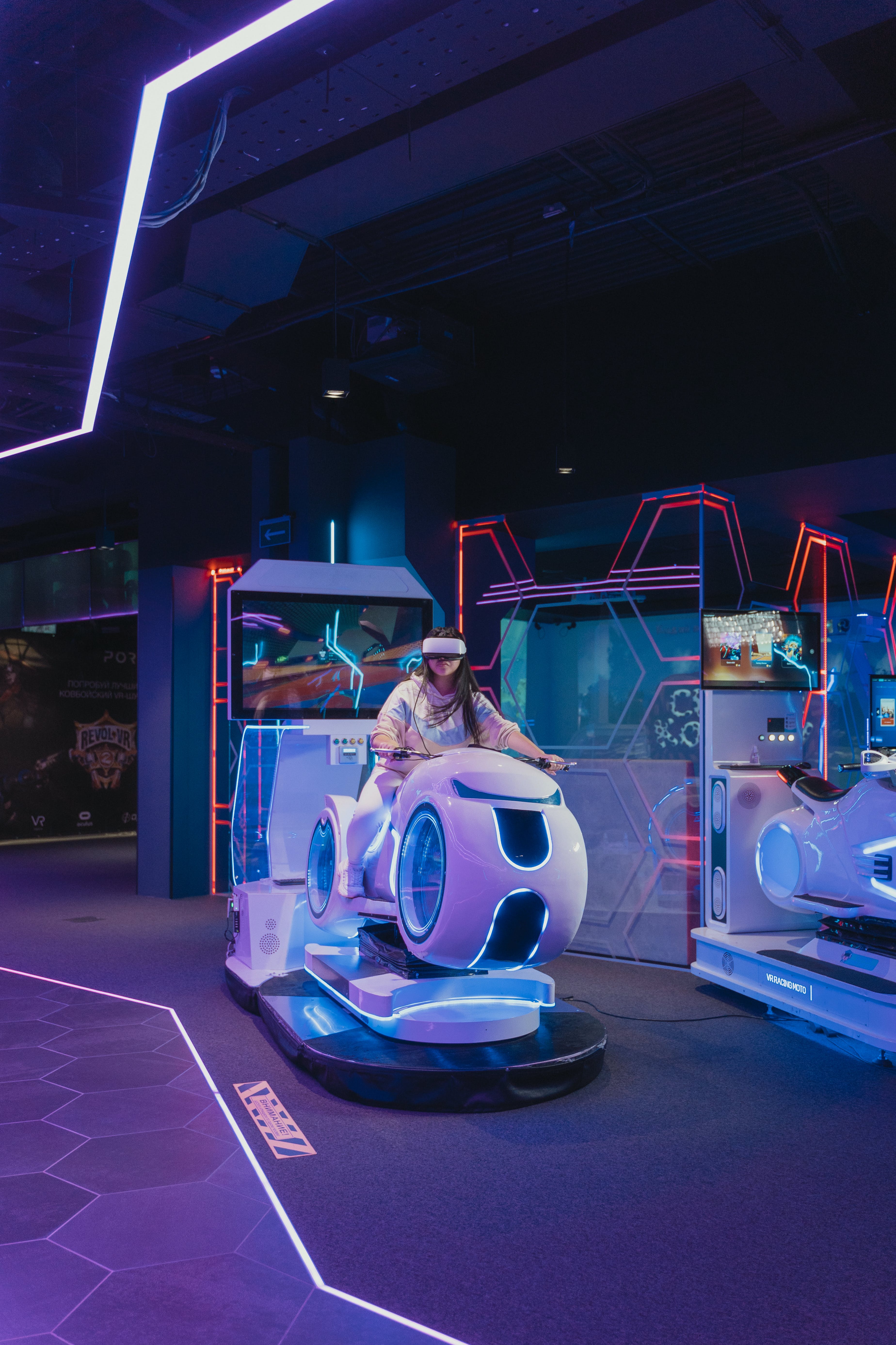 The Psychology of Driving Simulators: Understandin...