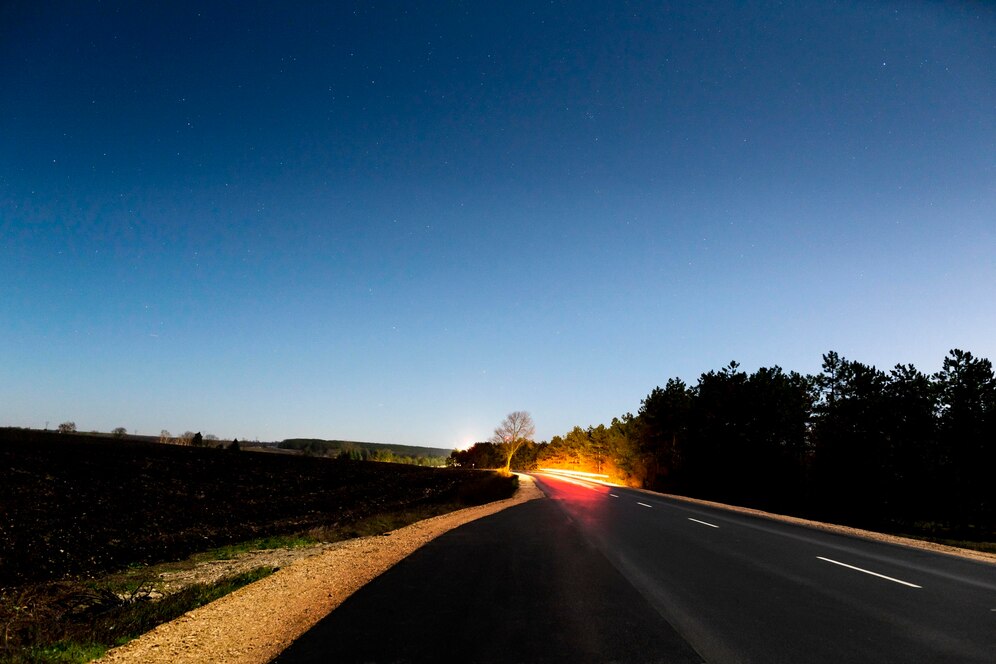 Navigating Rural Roads at Night: Tips for Learner...