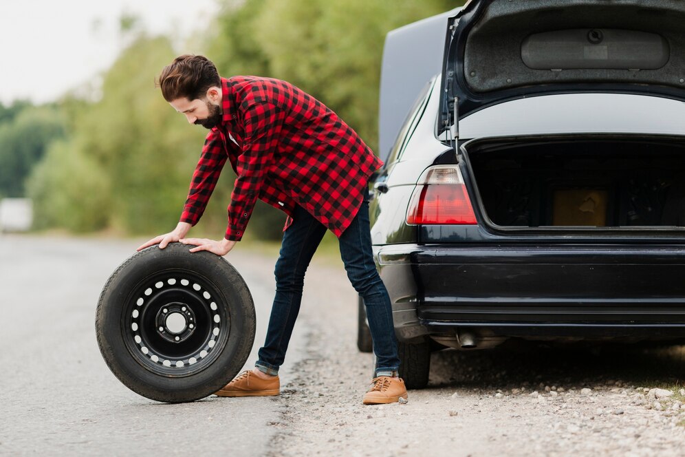 Essential Tools Every New Driver Should Keep in Th...
